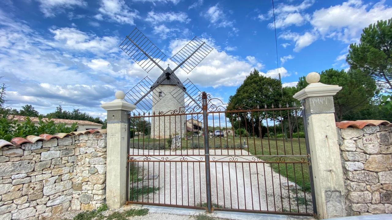 Les Curies, Ludogite Avec Piscine A Aujols Extérieur photo