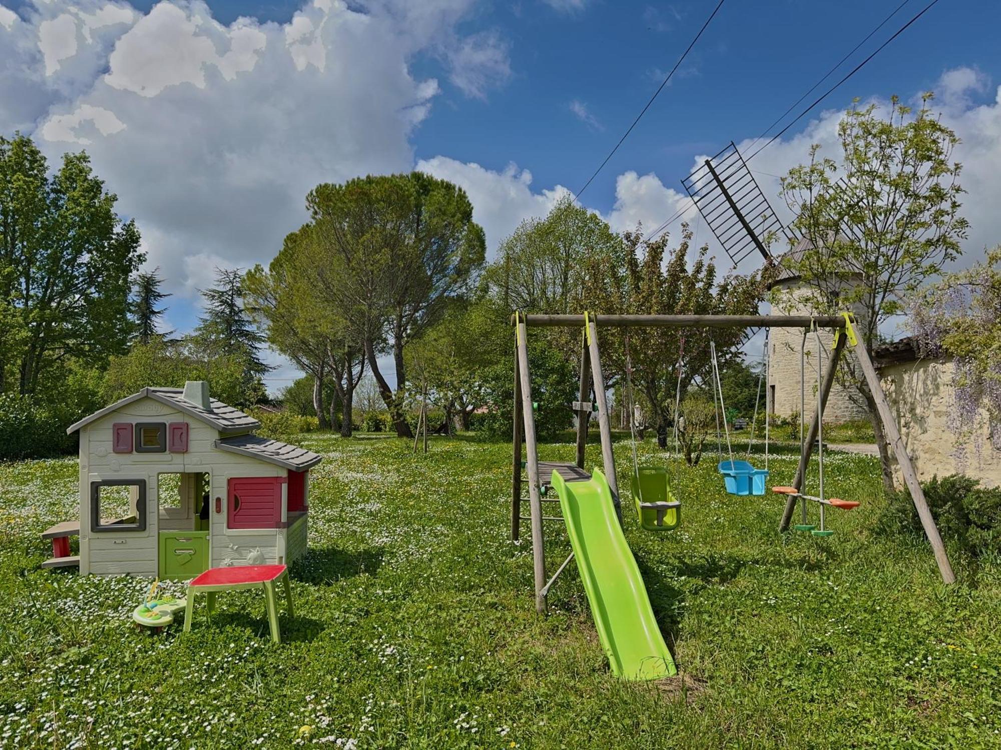 Les Curies, Ludogite Avec Piscine A Aujols Extérieur photo